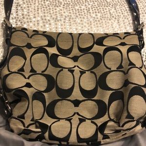 Classic coach canvas crossover